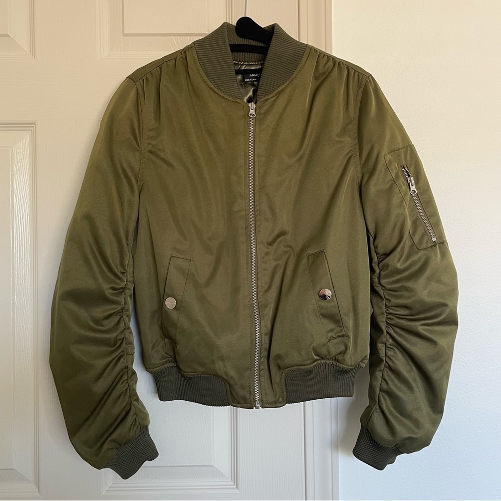 Puffy Bomber Jacket Women’s Olive Green